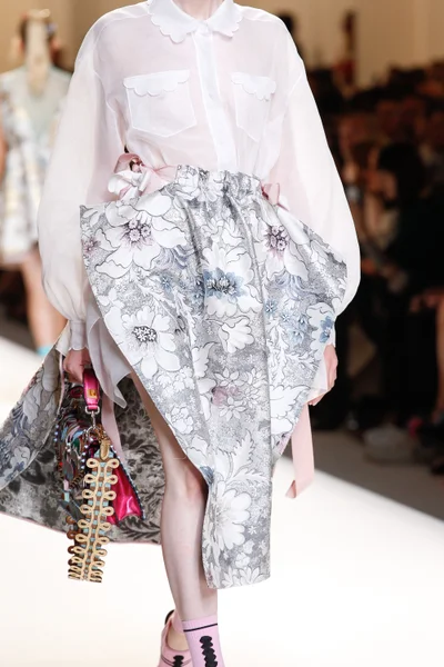 Look 56